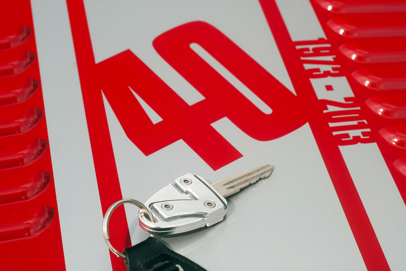 Illustration for article titled 40 Buyers Will Get A Special Caterham To Celebrate 40 Years Of Fun